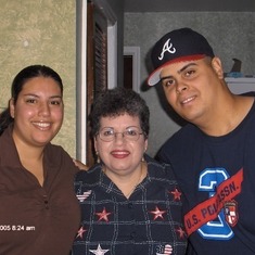 Mom with Lovelynn & Papo - NY 2006