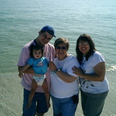 Mom with Cyndi, Jorge, and Angie - Pensacola Beach - Thanksgiving 2009