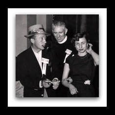 Bing Crosby at homecoming_Gonzaga_Chic Malerich_1951