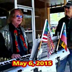 Billy "The WiZaRd" Angus and Chip Jasmin performing THe ByRDS' rendition of "Mr. Tambourine Man".