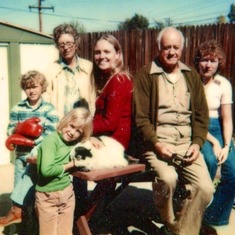 Chris, Granny Green Jeans, Laura, Mom, Grandpa & Aunt Chris