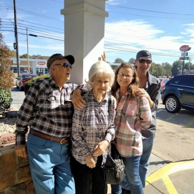 Cindy Louise Cowles