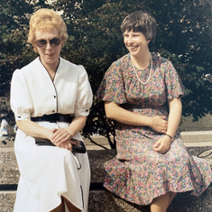 Convocation, Université d'Ottawa, Law School, 1982, mother Theresa with aunt Claudette