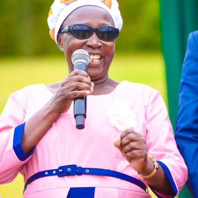 Clementina Akumu (Min pilot)