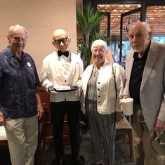 Lunch at Scott’s in Walnut Creek with Pat, George and the sculpture of a waiter.