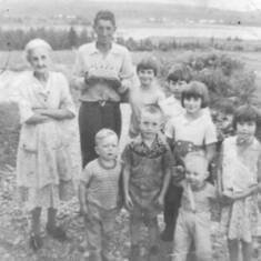 Dad & Great Granny May West with  Donna,Martina,Suzanne,Sharon,Roddy,Rickie ,Lenny,