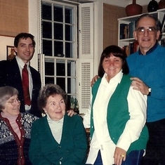 CLYDE, JOAN, KATHLEEN, JANE, BILL  IN LEXINGTON, JAN. 1990
