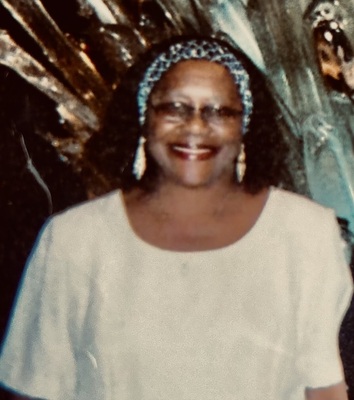 Clydie B Haynes