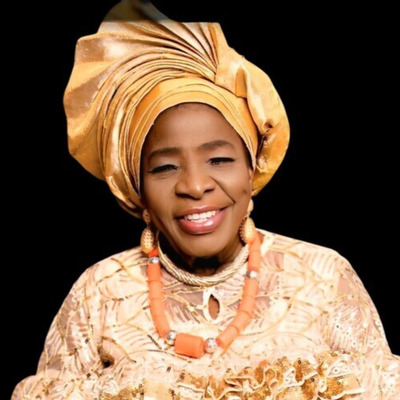 Lady Lolo Comfort Chinwe Onyemaobi