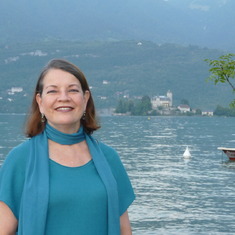 Cynthia at the Lac d'Annecy
