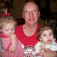 papa loved his girls Cadynce and Briana