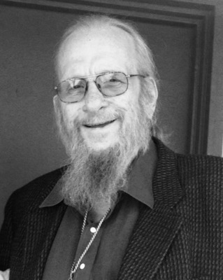 Daniel G Shafer