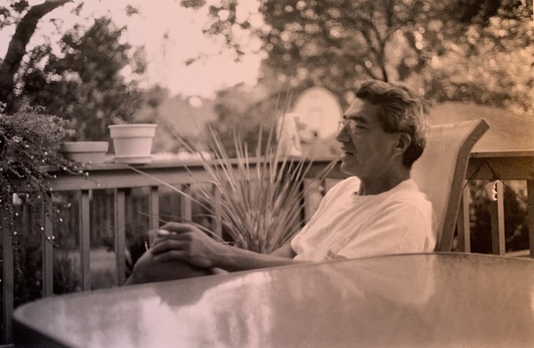Daniel R Miranda