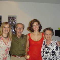 Dani, Fernanda, Grandma & Grandpa