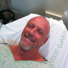Daddy is doped up...about to go into knee replacement surgery...