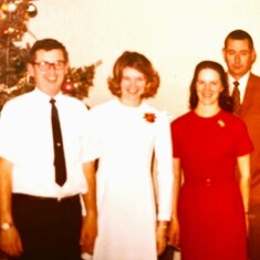 Dave, Roni, Ellen & Billy Robbins  Christmas on Valleywood Drive 1967