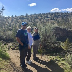 Hiking in Central Oregon.. With Scott & Susie.