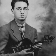 Young Dave and Violin