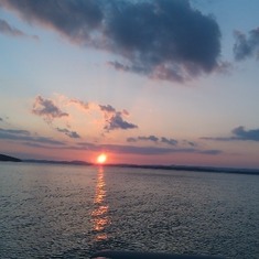 David encouraged us to enjoy more sunsets from the boat....Love, Laugh, & Celebrate each moment of Life.