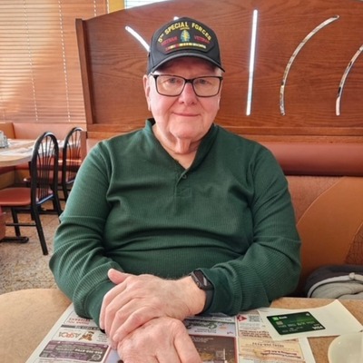 Dean F Risley Sr