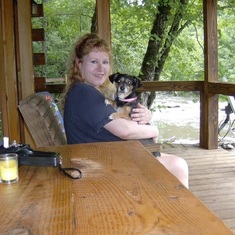 Deanne & Lucy Lu at the cabin on the river 06.02.08