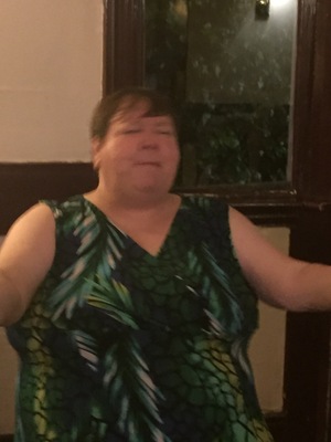 Dee  Robinson
