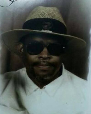 DeLeon D Luckett