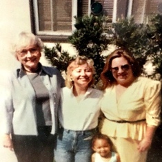 Our Great Aunt Lillie, Dorain, April and Denise early 1998