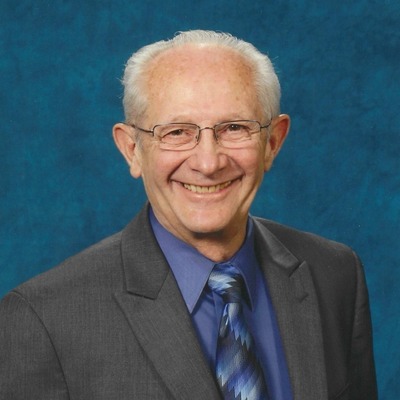 Dennis R Lang