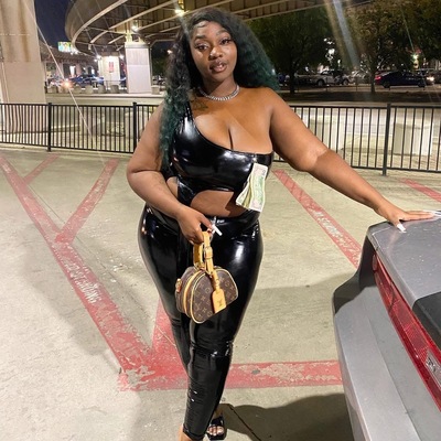 Deondra T Lampkin