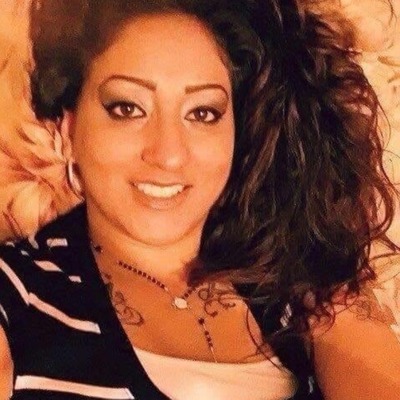 Desiree Valenzuela - Caez