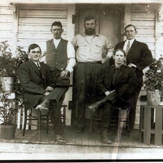 Grandaddy Cromer Chambers (center) and his Brothers