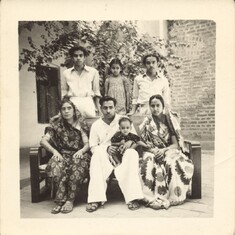Ammaji with her kids and grandchildren