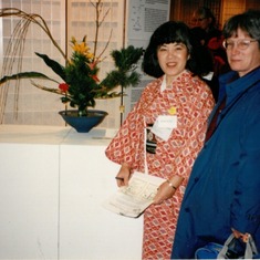 Diane Receiving Ikebana Certificate