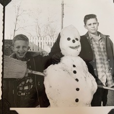 Dick (right) and his brother Gary. Lau was a very happy kid! (and always a kid at heart)