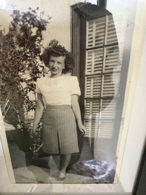 Dolores June Huggins
