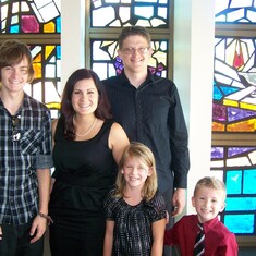 Kris , Alycia, Noah, Brianna and Dawson in 2011