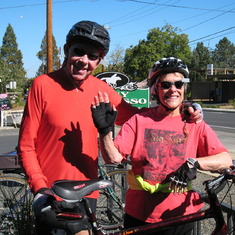 Don and Ros arriving at the Pony Espresso, Jacksonville, OR.