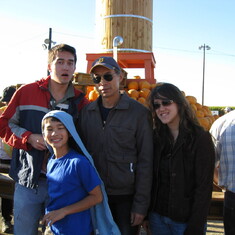 Don, Brandon, Michael and Kaitlynne, Dell'Osso Family Pumpkin Patch, 2007