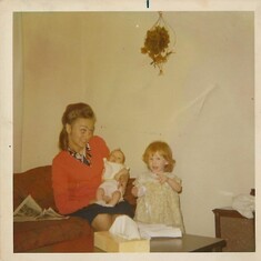 Nancy, baby Stephanie and Teresa Hill