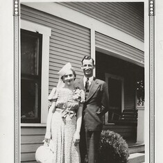 Hazel and Sidney Hill wedding picture