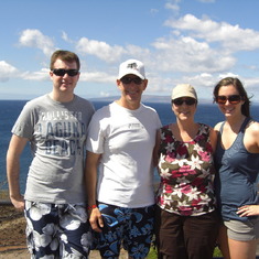 Maui 2010..Senic lookout on the higway going to the hotel. Mathew,Johnie,Donna,Jaime