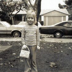 Donna with purse