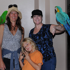 Hawaii 2011..Hilton Waikoloa Village.Donna,Wilder and Christine