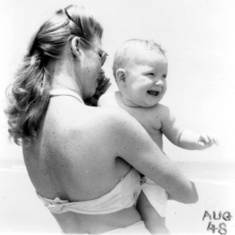 1948-Dorinda with Mother Dorothy-Daytona Beach.