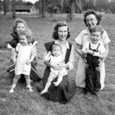 1948-1949  Dorothy with Baby Dorinda-Karen with Eb Haslam and  Eb's Mother, holding Eb's son