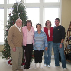 Christmas 2005
Paul & Dee, Lourdes, and Paula & Dave
