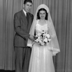 Dec 1946 wedding photo