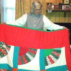 Mama loved making quilts for her family and this is the Christmas quilt she made me.❤