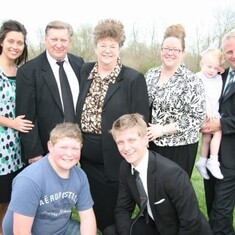 The family at Mamaw Parrish's funeral2
